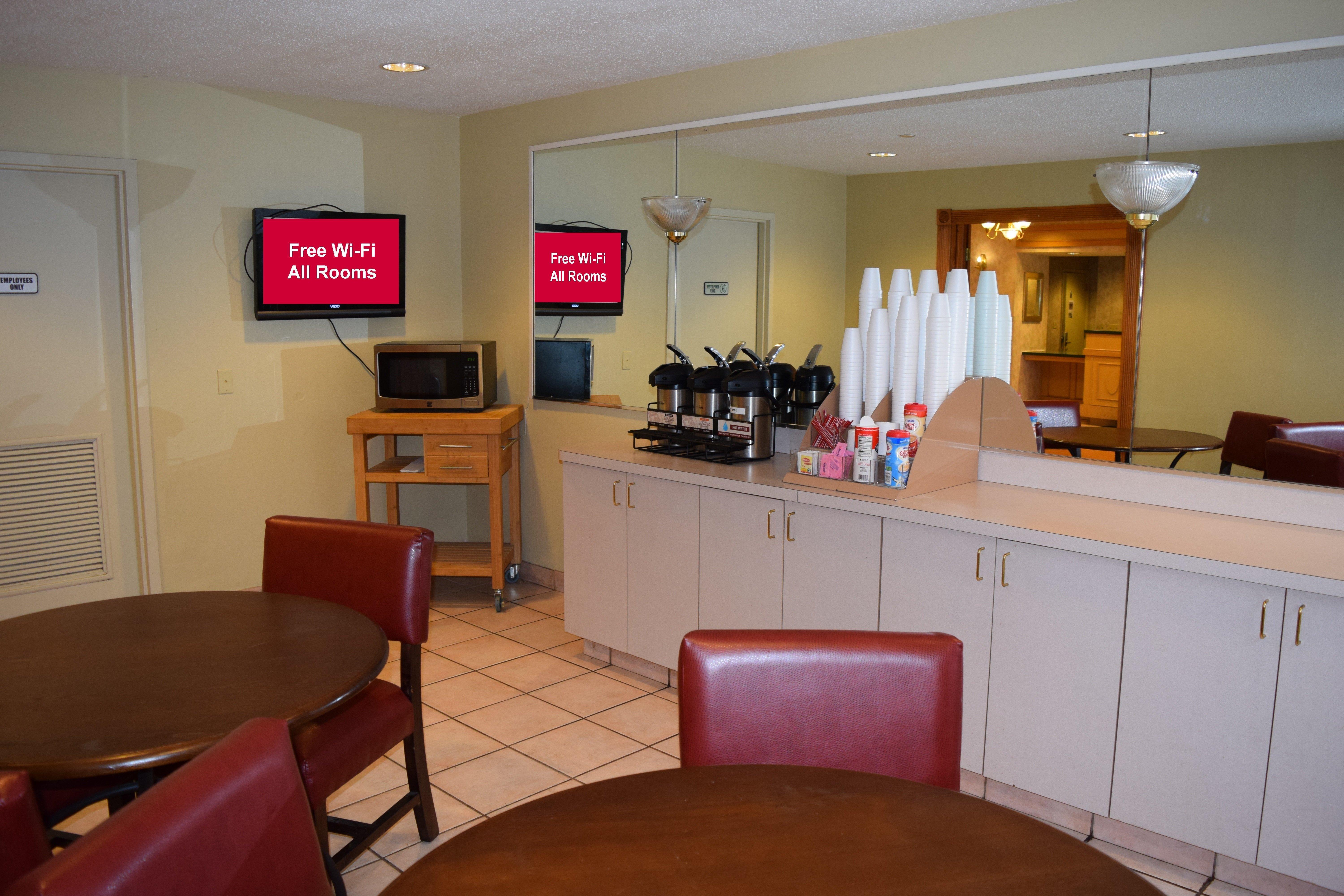 Red Roof Inn Boardman Exterior photo